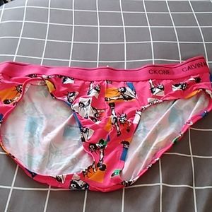 Ck one , Large ,pink with design